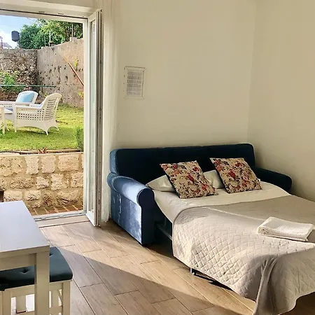 Ida Apartman *